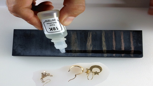 6. Drawing gold on coins and ceramic surfaces